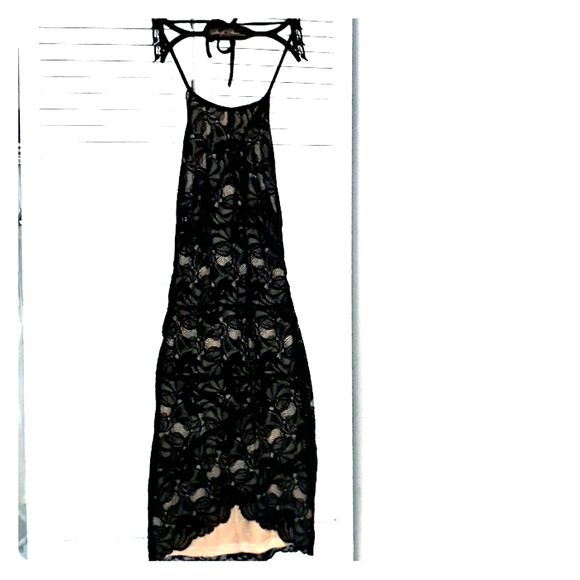 Dress - Picture 1 of 6